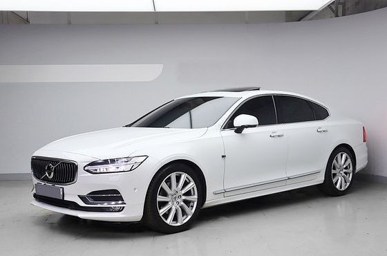 Volvo S60 B5 Ultimate Bright — пробег 34 228 км — фото 2 из 5