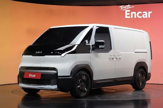 Kia PV5 Cargo Long Range Basic — пробег 469 км — фото 1 из 5
