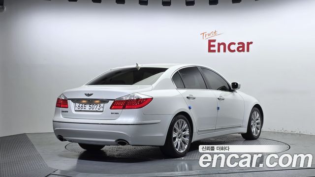Hyundai Genesis из Кореи Encar