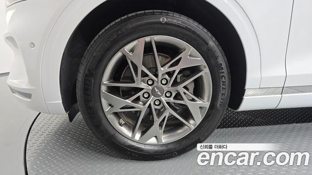 Genesis GV70 из Кореи Encar