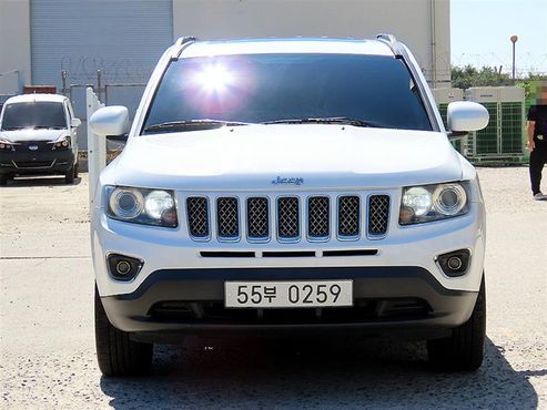 Jeep Compass 2.4 Limited 1st — пробег 88 570 км — фото 1 из 5