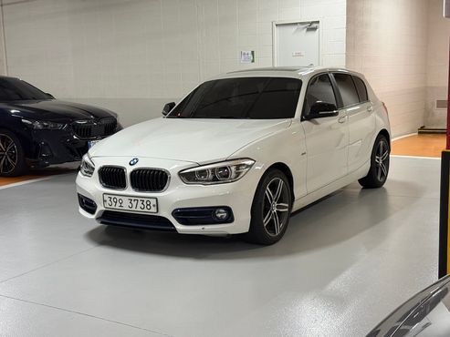 BMW 1-Series 118d Sport 5Door — пробег 36 500 км — фото 1 из 5