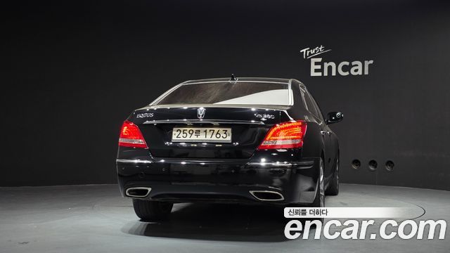 Hyundai Equus VS380 Prestige VVIP PACK — пробег 217 376 км — фото 4 из 5