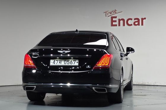 Genesis EQ900 3.3 T-GDI AWD Prestige — пробег 126 890 км — фото 4 из 5