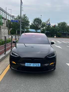 Tesla Model X AWD — пробег 13 200 км — фото 3 из 4