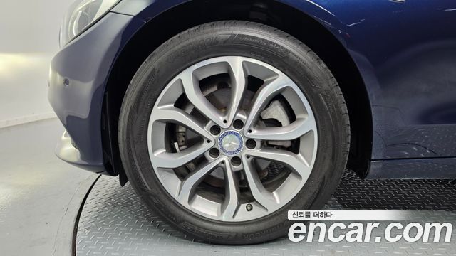 Mercedes-Benz C-Class из Кореи Encar