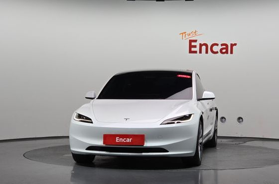Tesla Model 3 Long Range AWD — пробег 28 020 км — фото 3 из 5