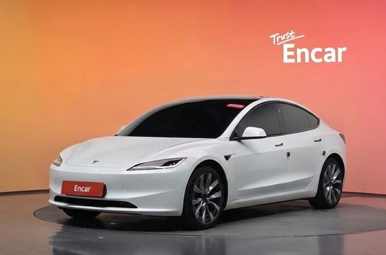 Tesla Model 3 Long Range AWD — пробег 28 020 км — фото 1 из 5