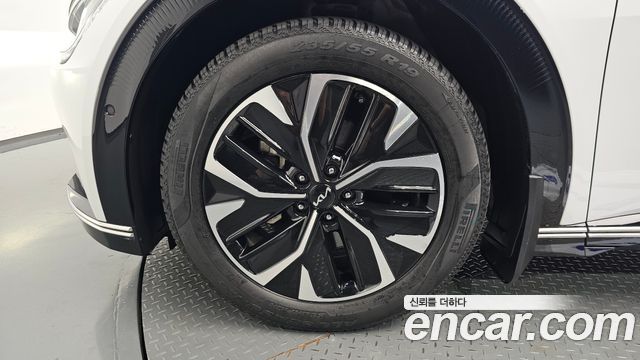 Kia EV6 Long Range Earth — пробег 143 930 км — фото 5 из 5