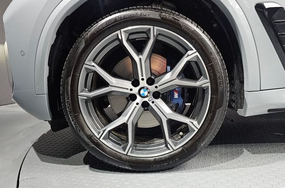 BMW X5 xDrive 30d M Sport — пробег 5 622 км — фото 5 из 5