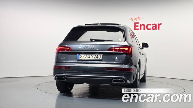 Audi Q5 40 TDI Quattro Premium — пробег 99 862 км — фото 4 из 5