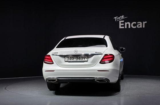 Mercedes-Benz E-Class E300 4MATIC Avnatgarde — пробег 184 815 км — фото 4 из 5