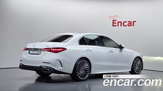 Mercedes-Benz C-Class C300 4MATIC AMG Line — пробег 68 399 км — фото 2 из 5