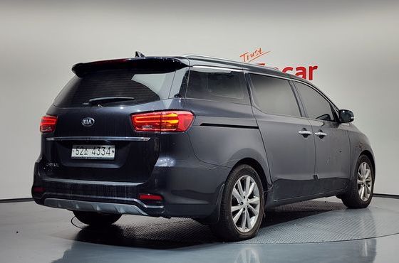 Kia Carnival Gasoline 9-Seater Noblesse Special — пробег 105 152 км — фото 2 из 5