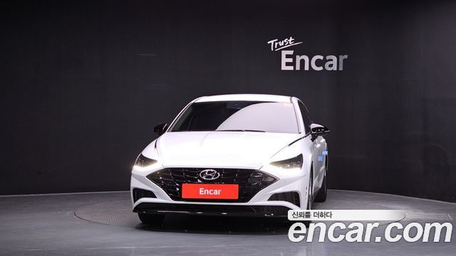 Hyundai Sonata 2.0 Premium Plus — пробег 30 140 км — фото 3 из 5