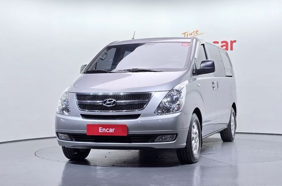 Hyundai Starex 5-Seater VAN CVX Luxury — пробег 180 042 км — фото 3 из 5