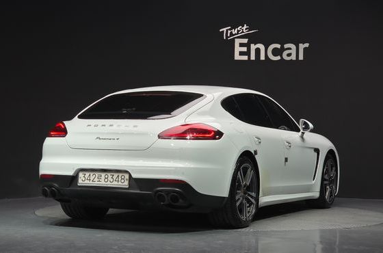Porsche Panamera 3.6 AWD Edition 970 — пробег 57 481 км — фото 2 из 5