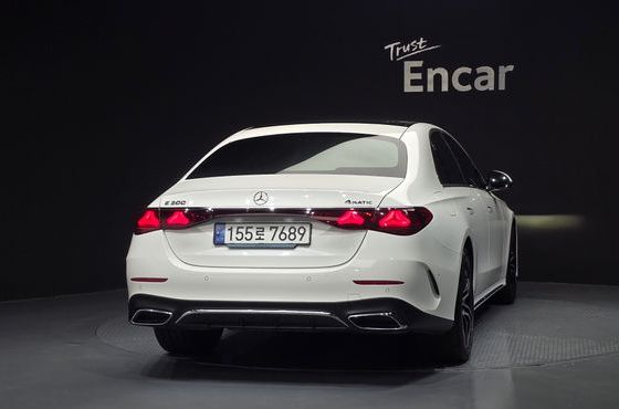 Mercedes-Benz E-Class E300 4MATIC AMG Line — пробег 46 908 км — фото 4 из 5