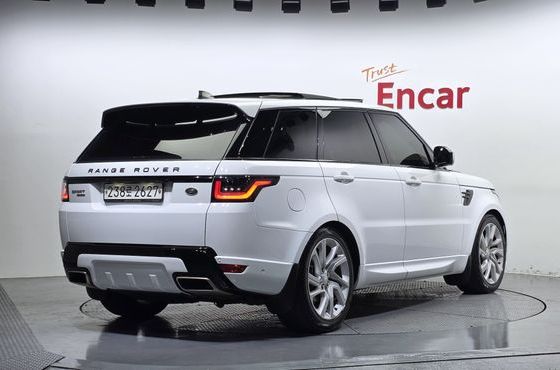 Land Rover Range Rover Sport 3.0 SDV6 HSE Dynamic — пробег 99 759 км — фото 2 из 5
