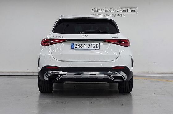 Mercedes-Benz GLC-Class GLC 300 4MATIC Avantgarde — пробег 2 527 км — фото 4 из 5