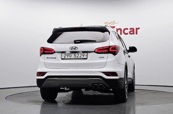 Hyundai Santafe Diesel 2.0 2WD Value Plus — пробег 117 075 км — фото 4 из 5