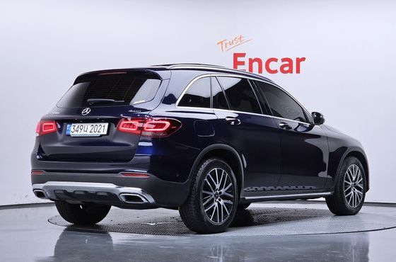 Mercedes-Benz GLC-Class GLC220 d 4MATIC — пробег 72 372 км — фото 2 из 5