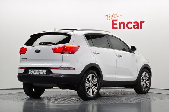 Kia Sportage Diesel 2WD Noblesse — пробег 130 876 км — фото 2 из 5