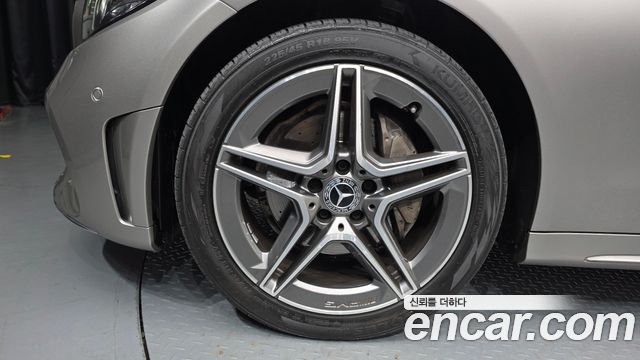 Mercedes-Benz C-Class из Кореи Encar