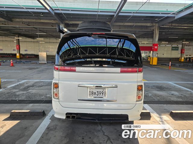 Nissan Elgrand 3.5 E51 — пробег 140 000 км — фото 3 из 5