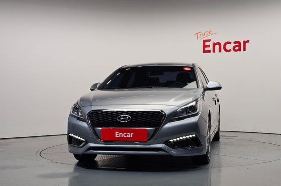 Hyundai Sonata 2.0 HEV Premium — пробег 89 730 км — фото 3 из 5