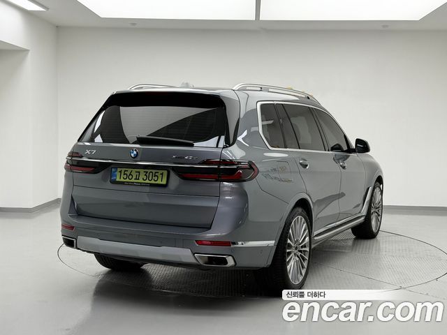 BMW X7 xDrive 40d Design Pure Excellence 7-Seater — пробег 10 600 км — фото 4 из 5