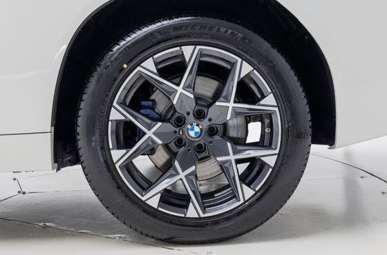 BMW X3 xDrive 20 M Sport — пробег 4 080 км — фото 5 из 5
