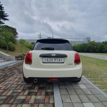 Mini Cooper Standard Third Generation — пробег 34 000 км — фото 4 из 5