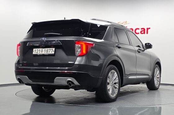 Ford Explorer 2.3 LimIted 4WD — пробег 90 146 км — фото 2 из 5