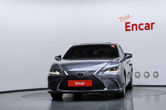 Lexus ES Luxury Plus — пробег 121 865 км — фото 3 из 5