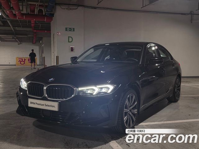 BMW 3-Series 320i — пробег 6 481 км — фото 1 из 5