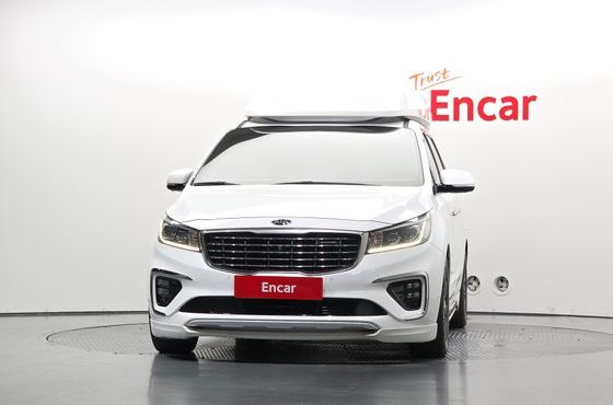 Kia Carnival Gasoline 9-Seater Hi-Limousine Noblesse Special — пробег 109 203 км — фото 3 из 5