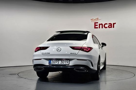 Mercedes-Benz CLA-Class CLA250 4MATIC — пробег 52 645 км — фото 4 из 5