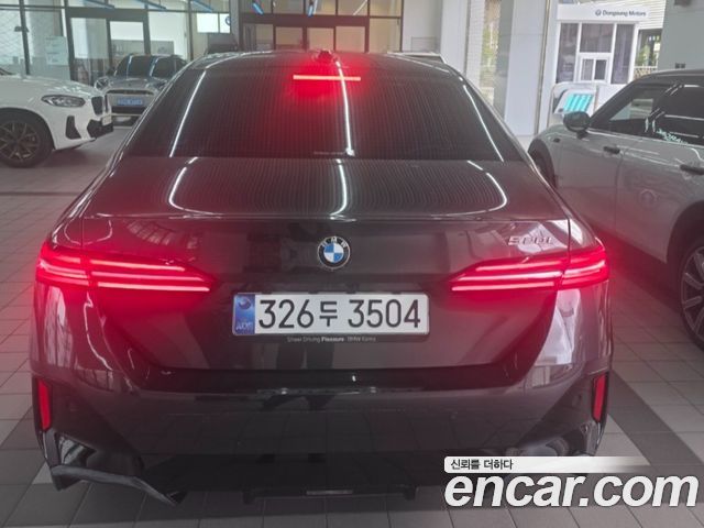 BMW 5-Series 520i M Sport — пробег 16 000 км — фото 4 из 5