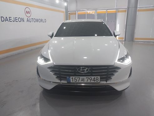 Hyundai Sonata 2.0 Premium — пробег 44 200 км — фото 2 из 5
