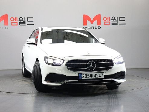 Mercedes-Benz E-Class E350 4MATIC Avantgarde — пробег 67 245 км — фото 2 из 5