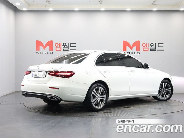 Mercedes-Benz E-Class из Кореи Encar
