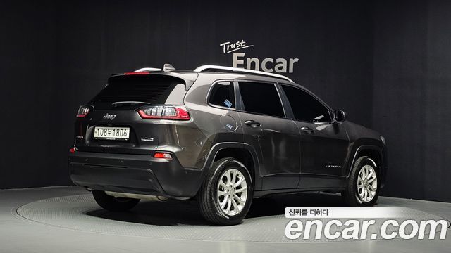 Jeep Cherokee 2.4 Longitude High AWD — пробег 80 257 км — фото 2 из 5