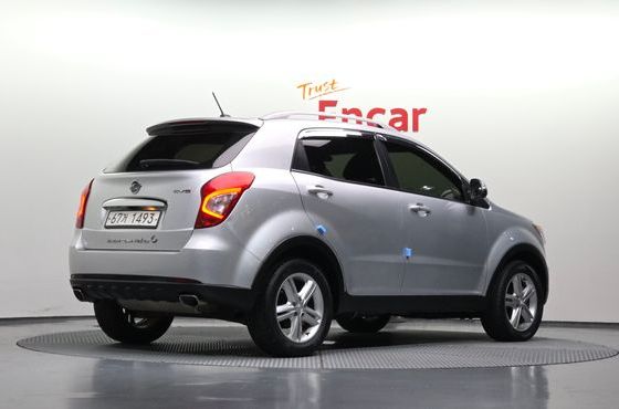 Ssangyong KORANDO 2.0 CVT 2WD Deluxe — пробег 126 995 км — фото 2 из 5