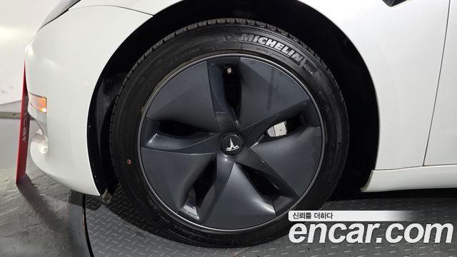 Tesla Model 3 Long Range AWD — пробег 68 908 км — фото 5 из 5
