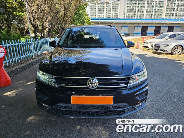 Volkswagen Tiguan 2.0 TDI — пробег 90 266 км — фото 2 из 5