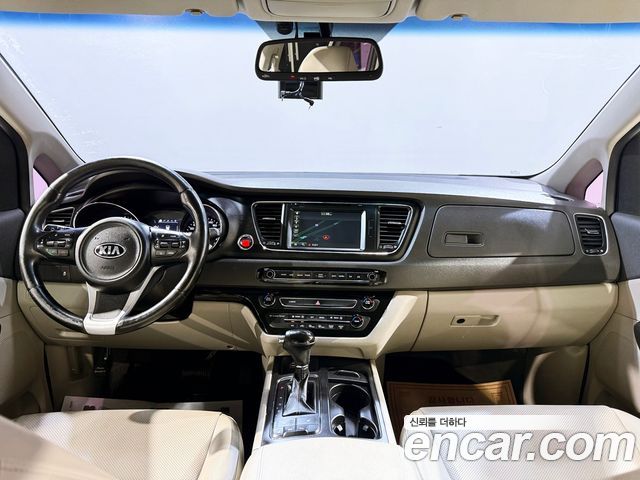 Kia Carnival из Кореи Encar