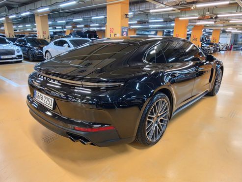 Porsche Panamera 2.9 AWD — пробег 23 000 км — фото 2 из 5