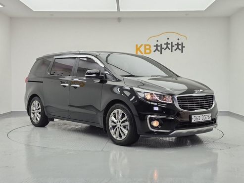 Kia Carnival 9-seater Prestige — пробег 198 519 км — фото 2 из 5
