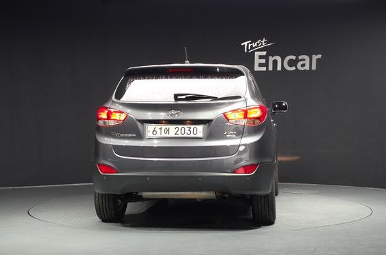 Hyundai Tucson Diesel 2WD X20 Smart — пробег 261 295 км — фото 4 из 5